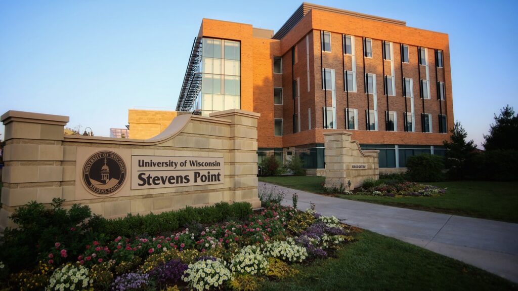 UW-Stevens Point MSW Program
